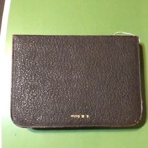 Vintage travel vanity set in a 💯 leather!!!